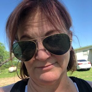 Meet your Posher, Marisha